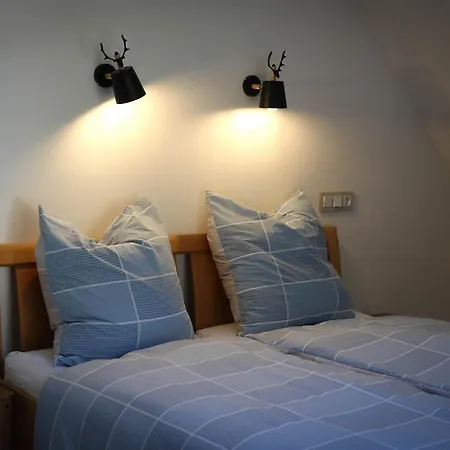 Und Gaestezimmer Friedrichs *