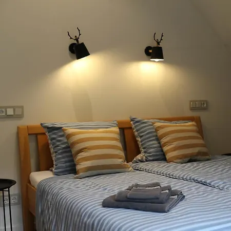 Apartman Und Gaestezimmer Friedrichs *